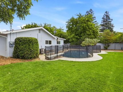 8538 Everglade Dr, Sacramento, CA 95826 Photo