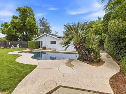 8538 Everglade Dr, Sacramento, CA 95826 Photo