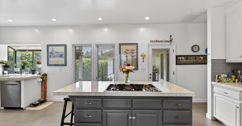 2612 Huntington Rd, Sacramento, CA 95864 Photo