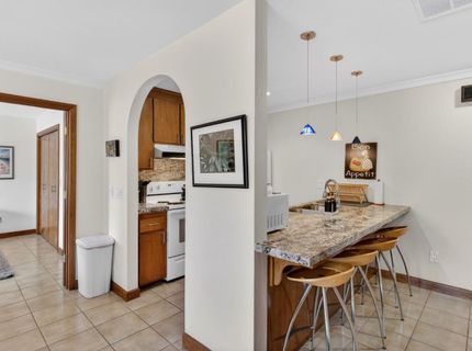 2612 Huntington Rd, Sacramento, CA 95864 Photo