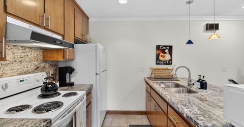 2612 Huntington Rd, Sacramento, CA 95864 Photo