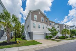 631 Mclernon Trace photo 4