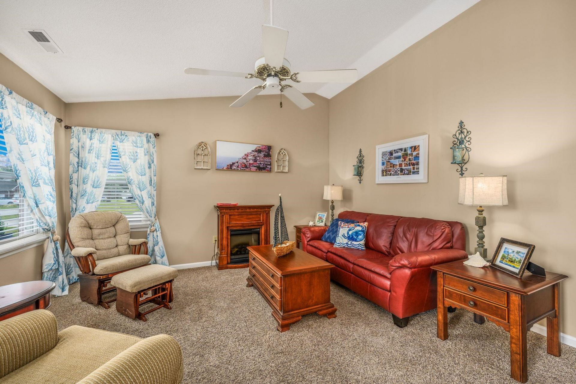 4645 Mandi Ave.  Photo 4
