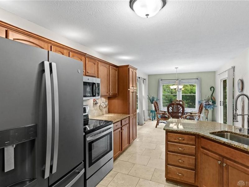 4001 Blue Springs Drive, Monroe, OH 45050 Photo 9