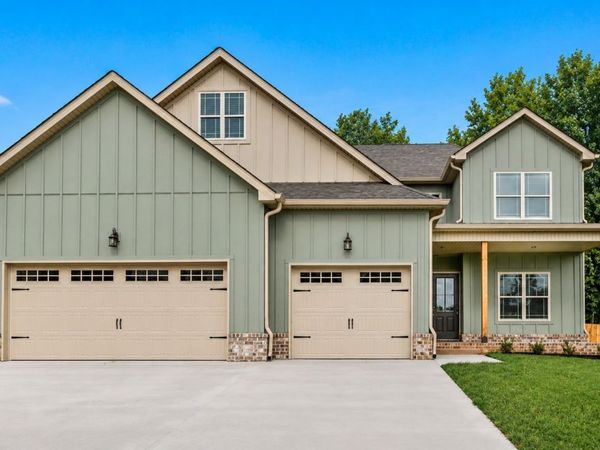 1749 Powell Rd, Clarksville, TN 37043