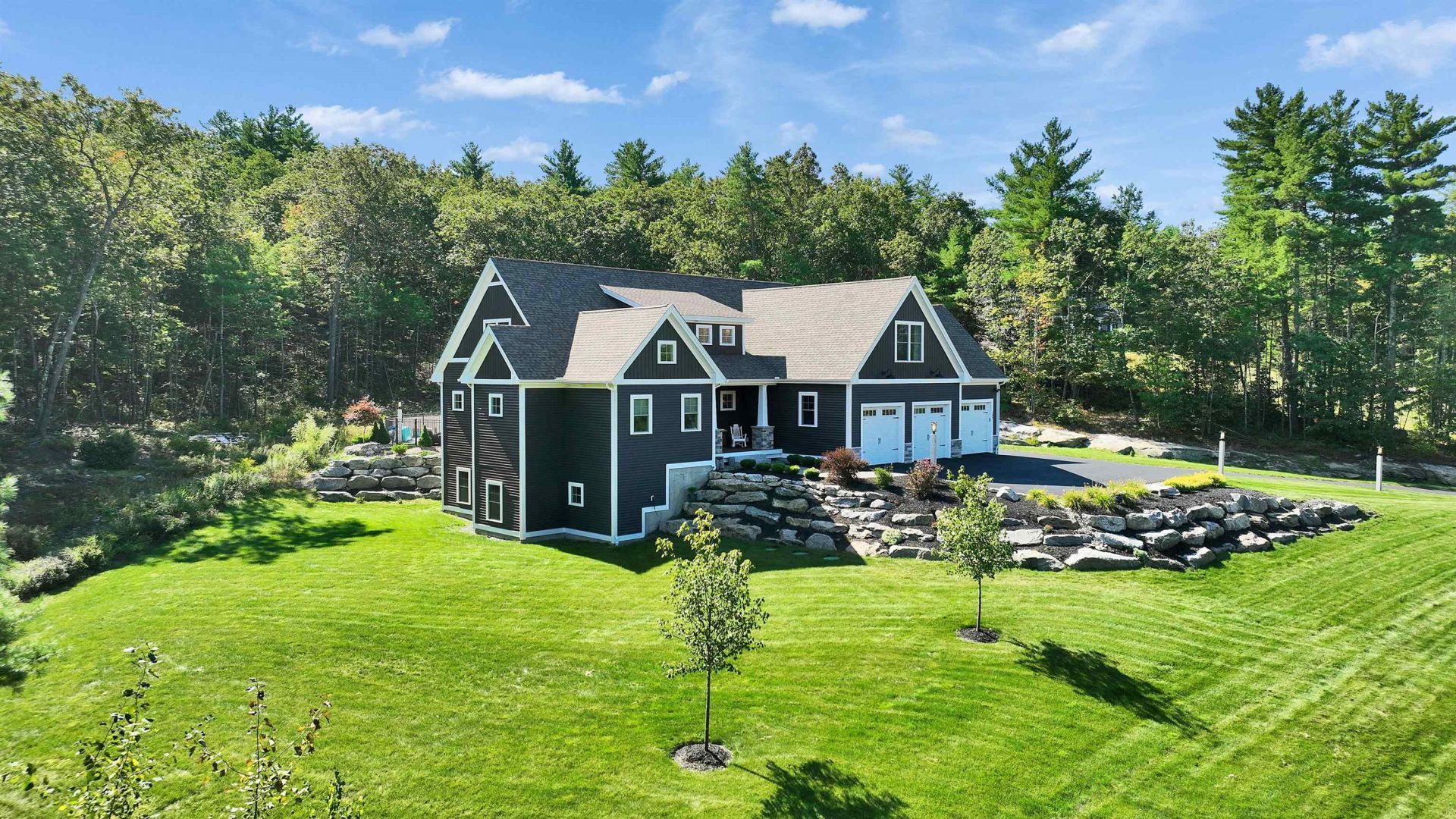 109 Harvard Avenue Auburn, NH 03032