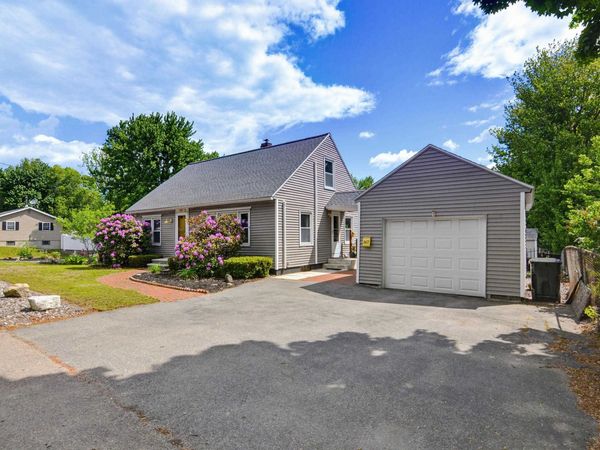 367 Mammoth Road, Manchester, NH 03109