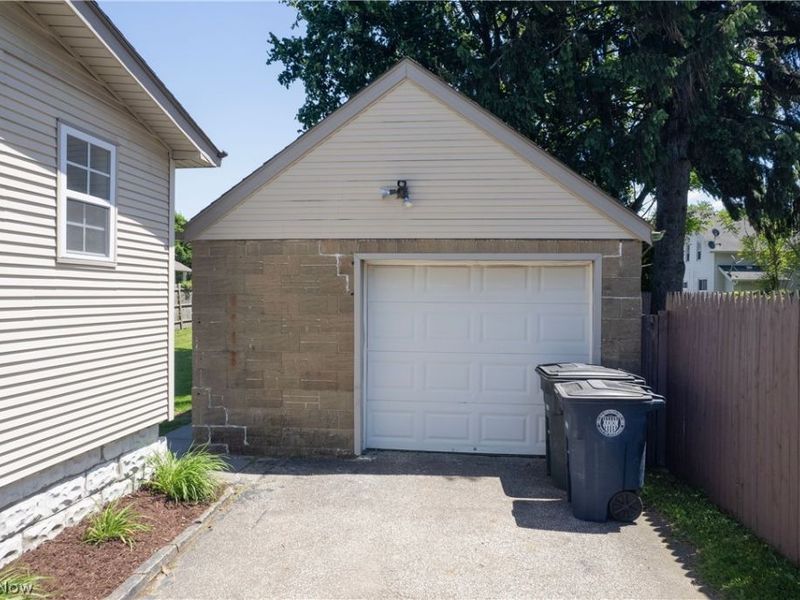511 Stetler Avenue, Akron, OH 44312 Photo 5