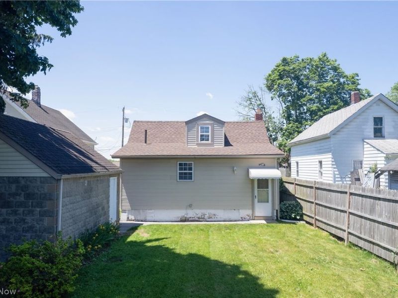 511 Stetler Avenue, Akron, OH 44312 Photo 9