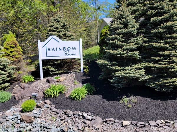 7 Riverfront Way , Gouldsboro, PA 18424