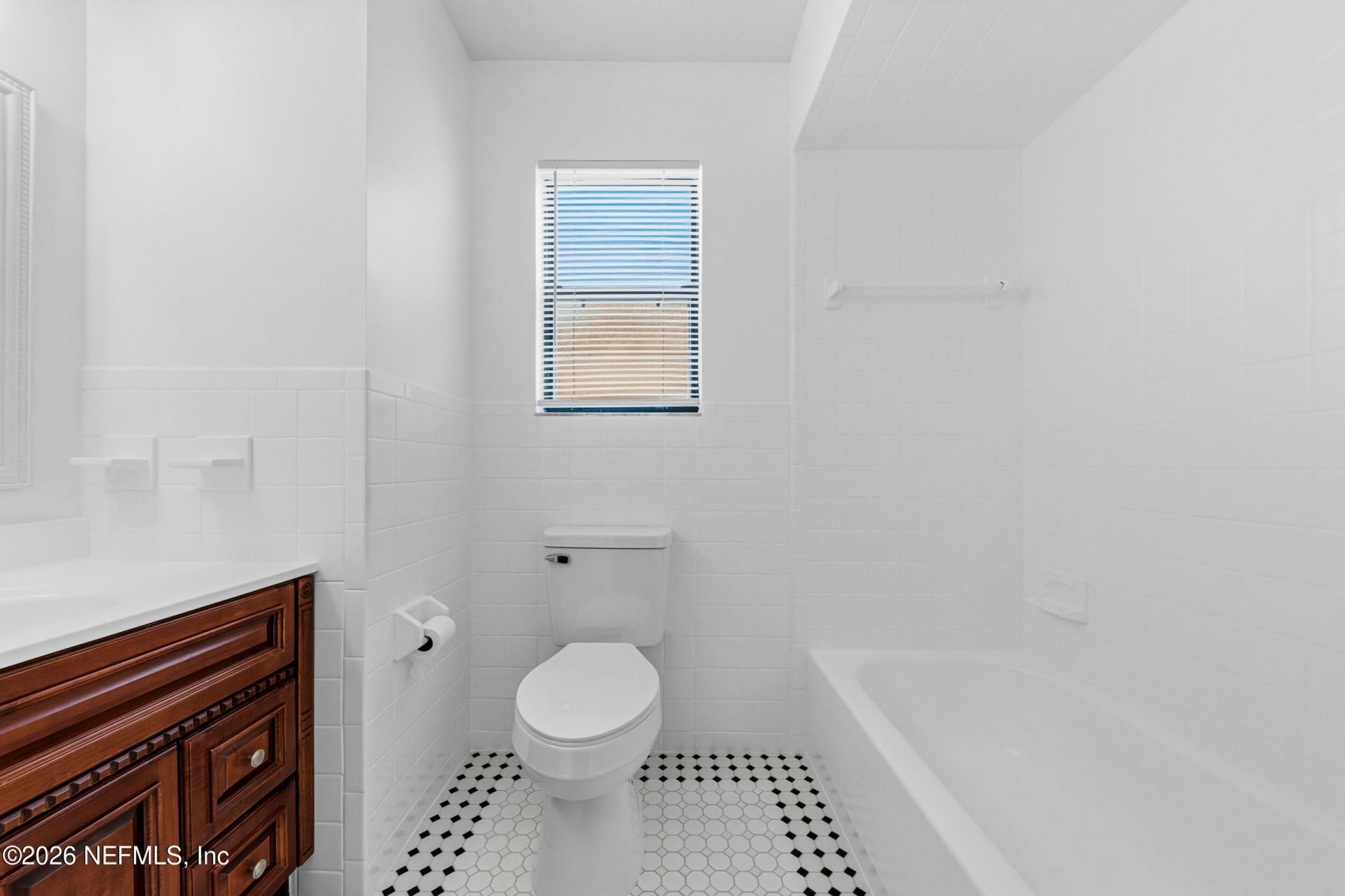 1927 Main Street, Atlantic Beach, FL 32233 Photo