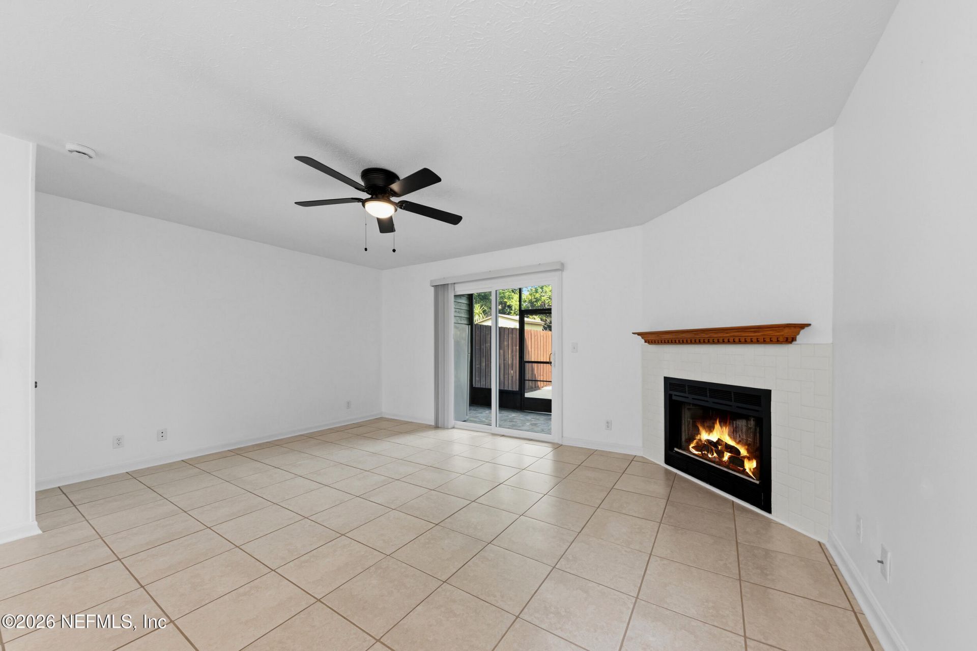 1927 Main Street, Atlantic Beach, FL 32233 Photo