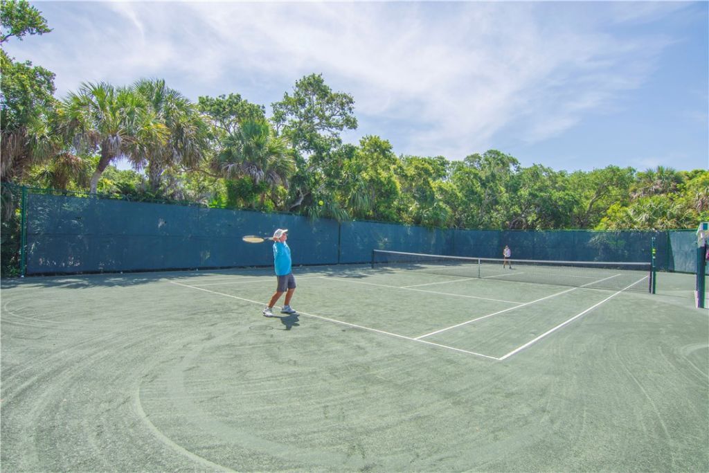 1175 Winding Oaks Circle E, Unit 202, Vero Beach, FL 32963 Photo