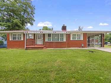 904 Madison , Wurtland, KY 41144