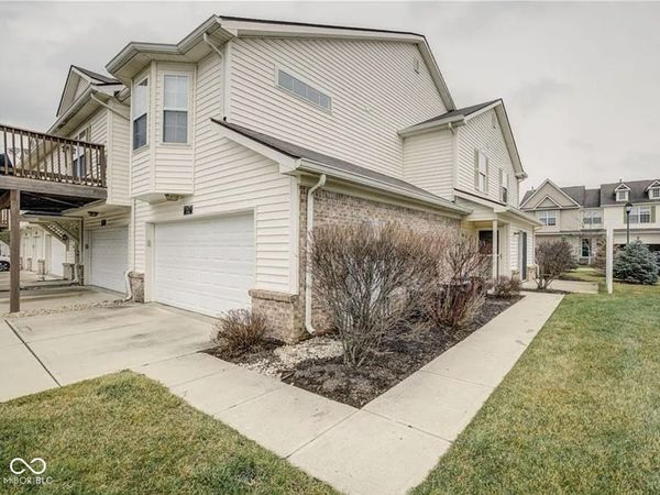 11475 Clay Court, Unit 100, Fishers, IN 46037