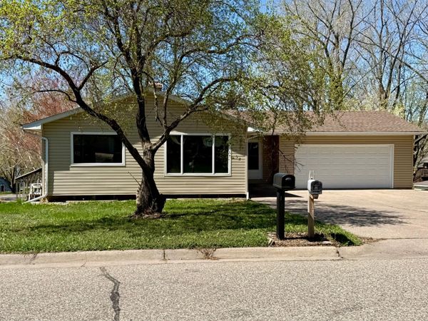 911 2nd Avenue S, Buffalo, MN 55313