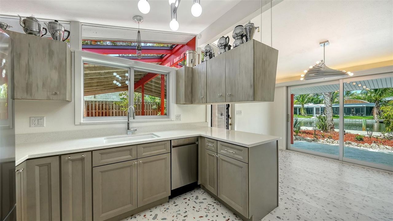 4830 Higel Avenue, Sarasota, FL 34242 Photo