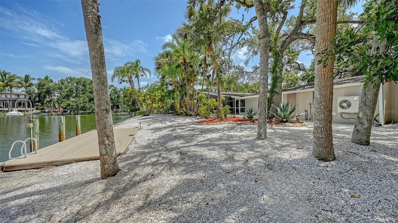 4830 Higel Avenue, Sarasota, FL 34242 Photo