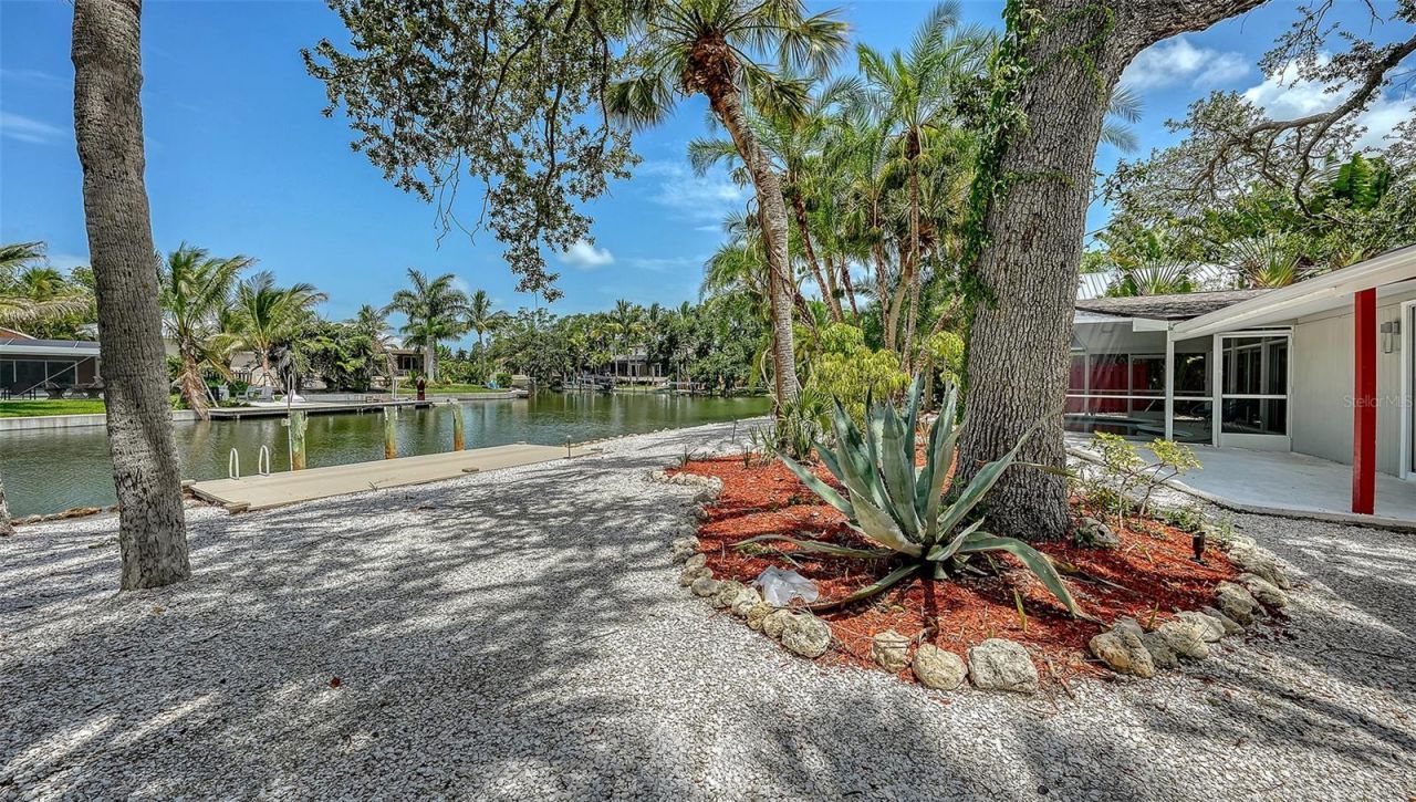 4830 Higel Avenue, Sarasota, FL 34242 Photo