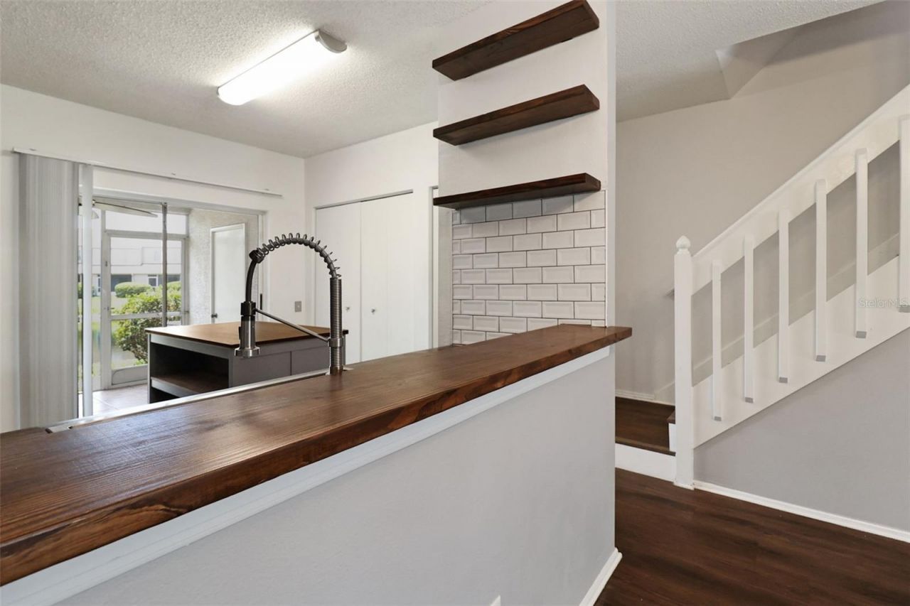 6367 Bayside Key Drive, Tampa, FL 33615 Photo