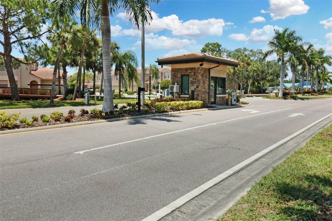 6367 Bayside Key Drive, Tampa, FL 33615 Photo