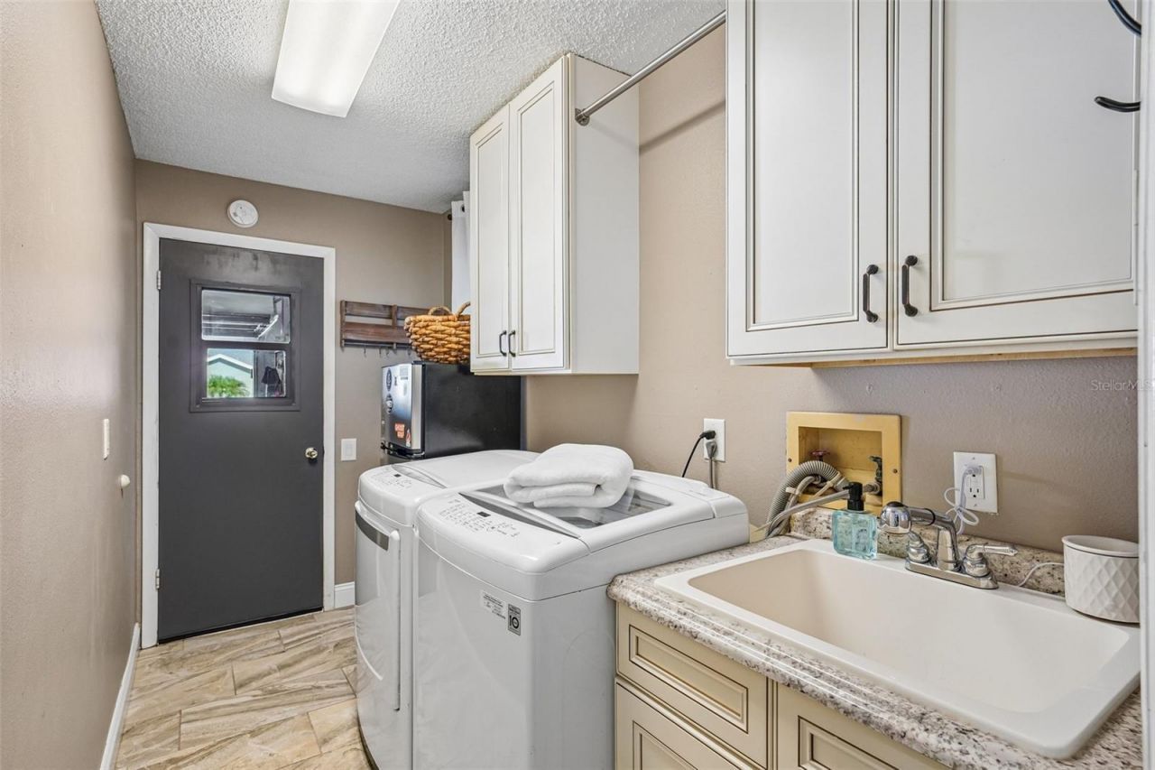 9803 Middlecoff Drive, New Port Richey, FL 34655 Photo
