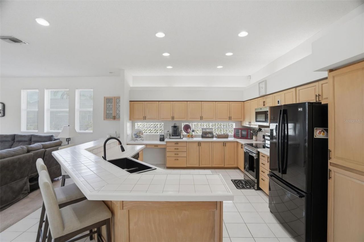 3166 Sterling Street, Tarpon Springs, FL 34688 Photo