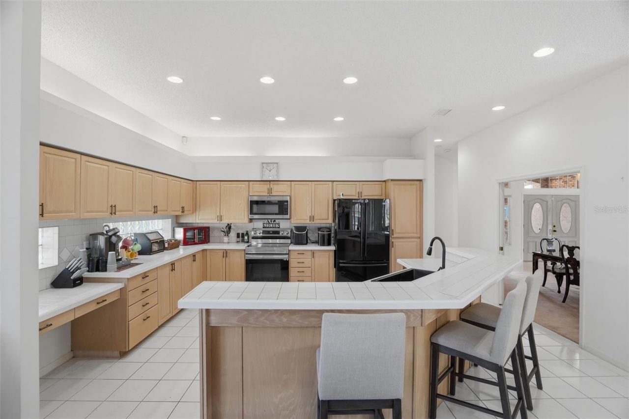 3166 Sterling Street, Tarpon Springs, FL 34688 Photo