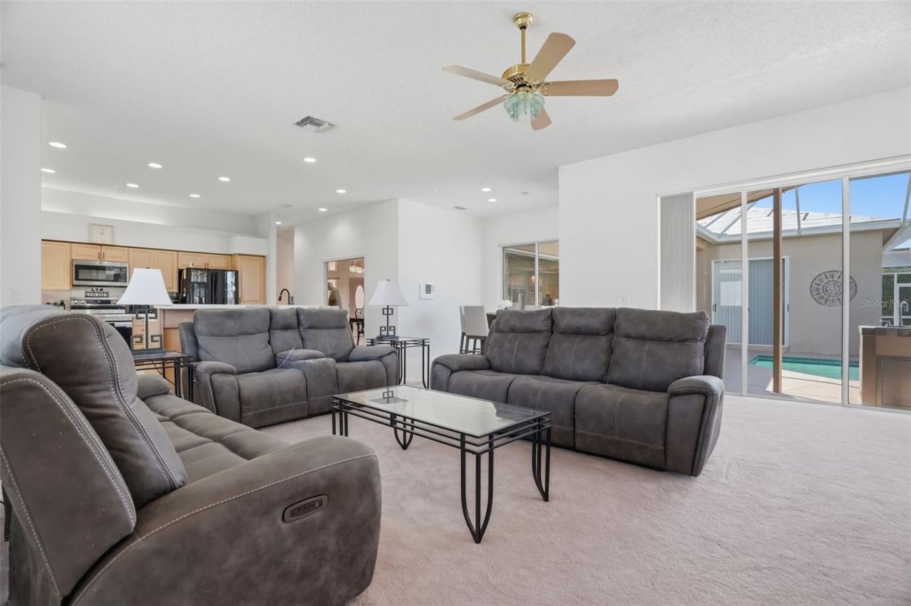 3166 Sterling Street, Tarpon Springs, FL 34688 Photo