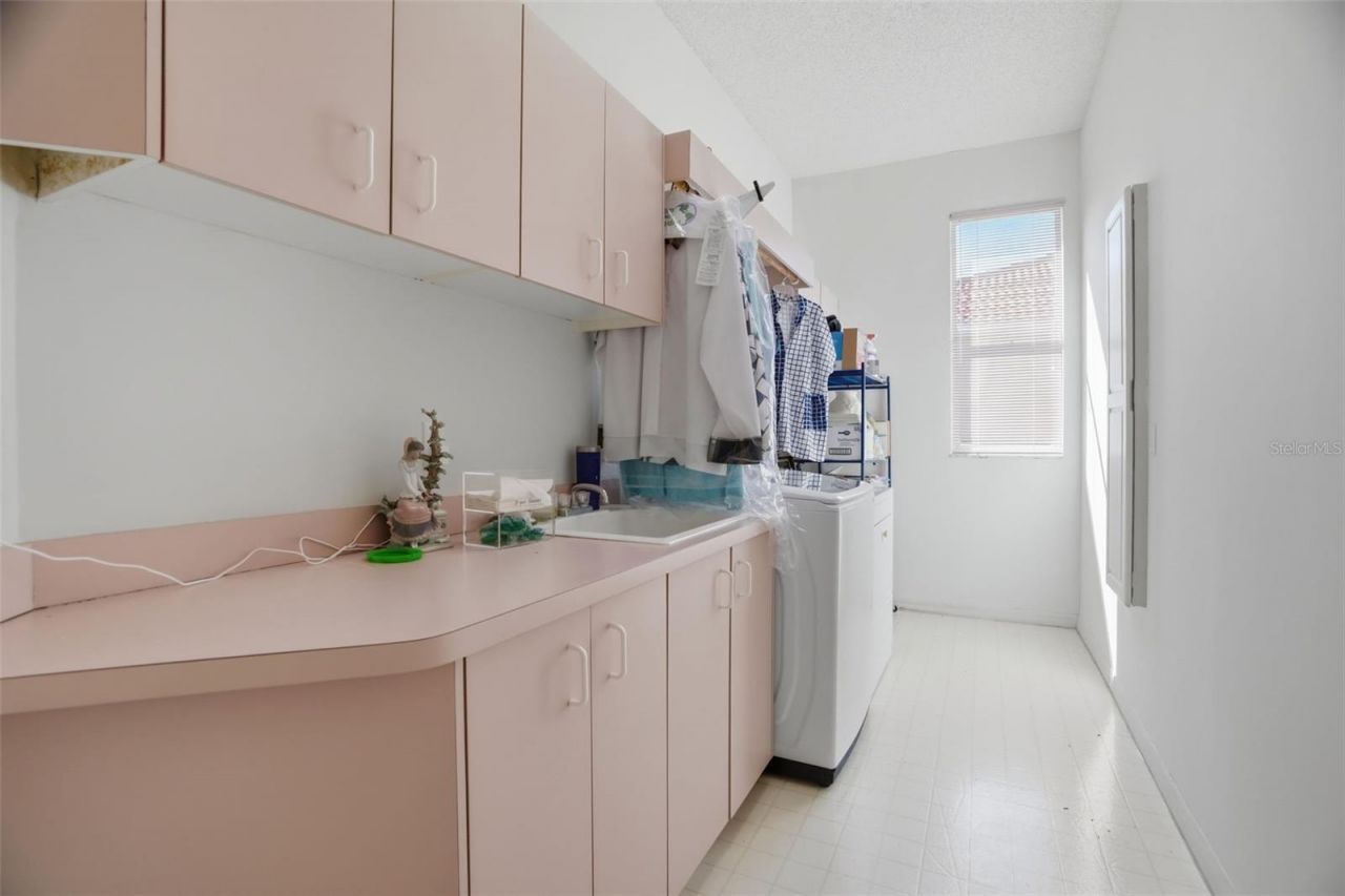 3166 Sterling Street, Tarpon Springs, FL 34688 Photo