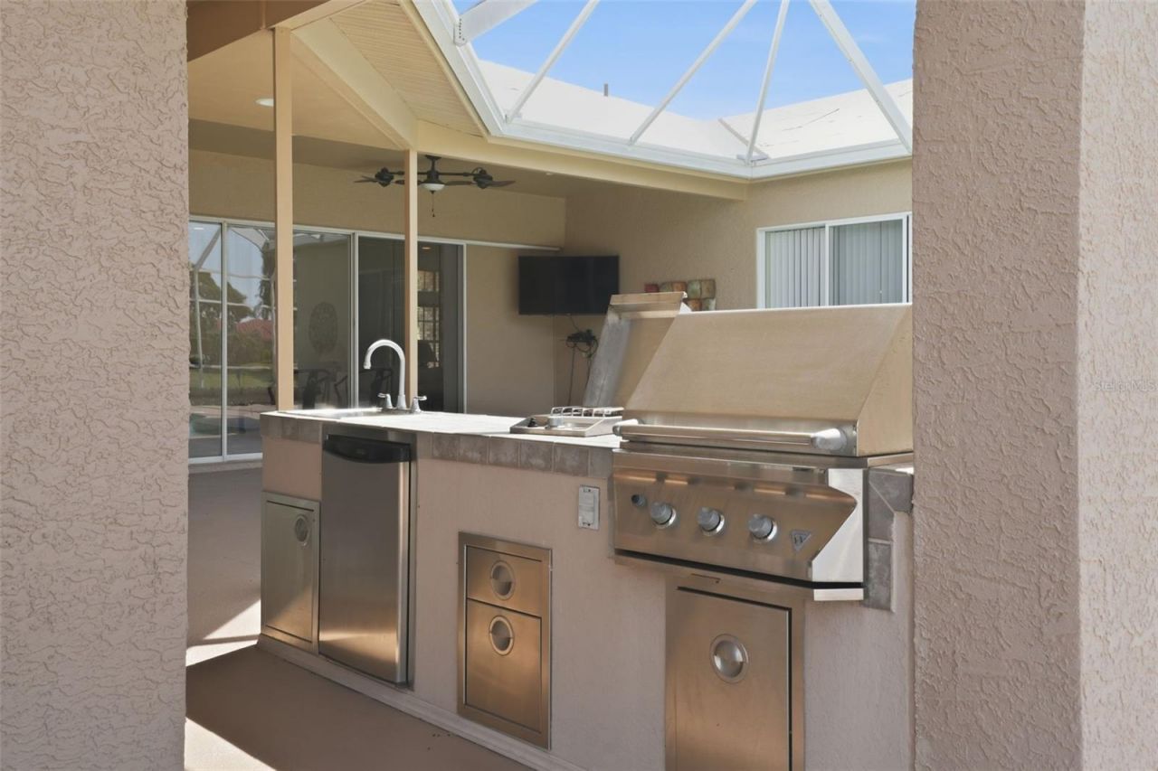 3166 Sterling Street, Tarpon Springs, FL 34688 Photo