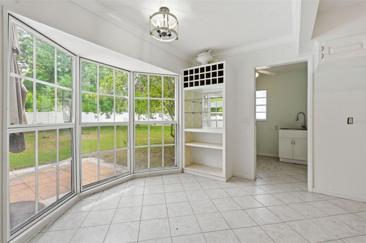 1303 Wallwood Drive, Brandon, FL 33510 Photo