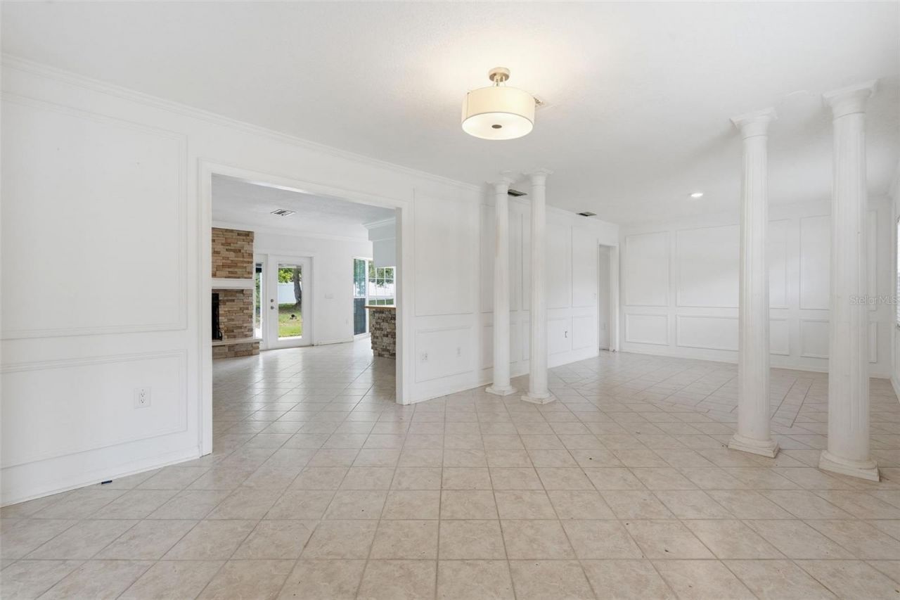1303 Wallwood Drive, Brandon, FL 33510 Photo