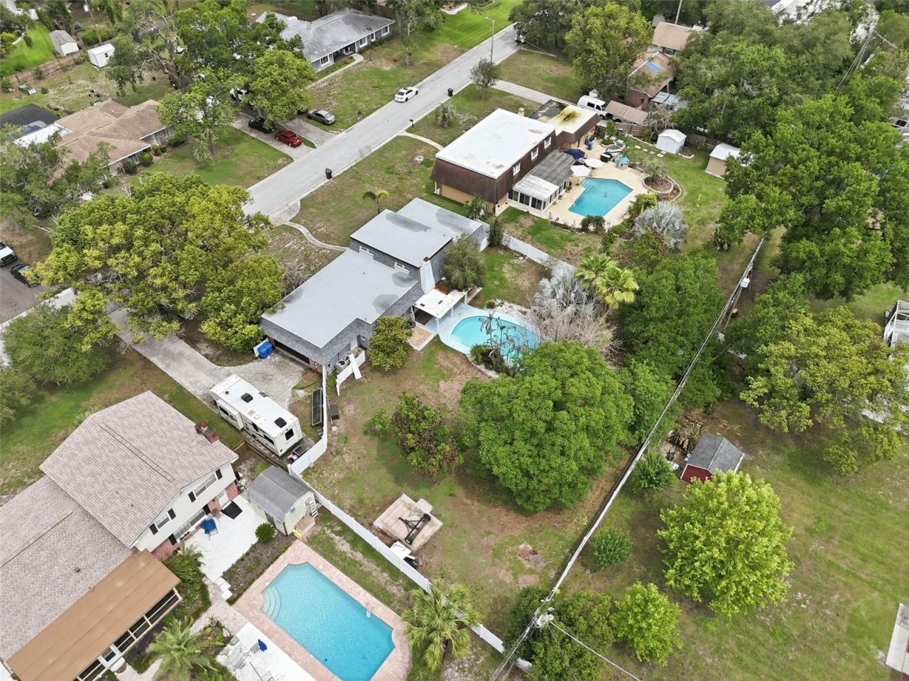 1303 Wallwood Drive, Brandon, FL 33510 Photo
