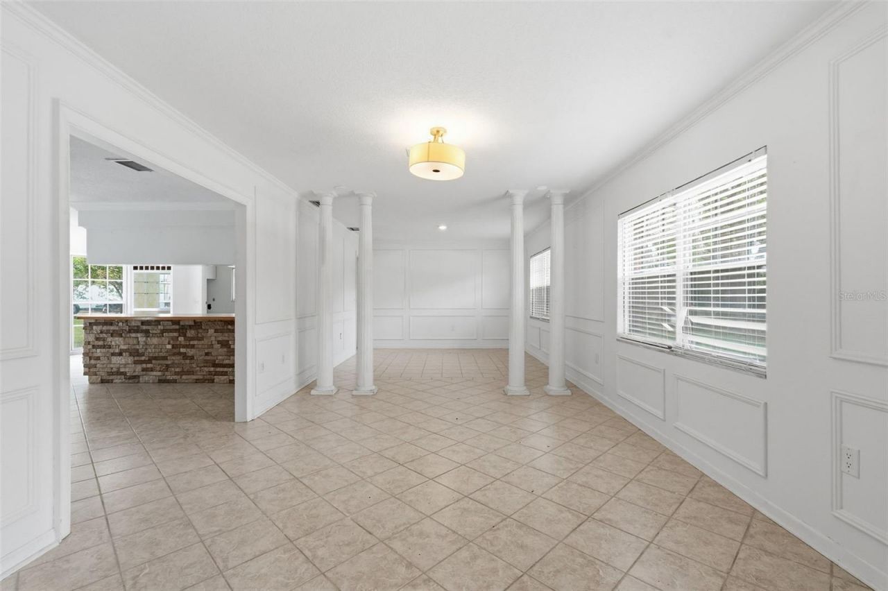 1303 Wallwood Drive, Brandon, FL 33510 Photo