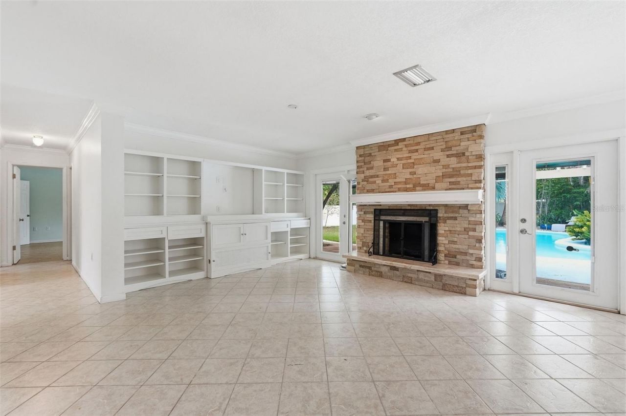 1303 Wallwood Drive, Brandon, FL 33510 Photo