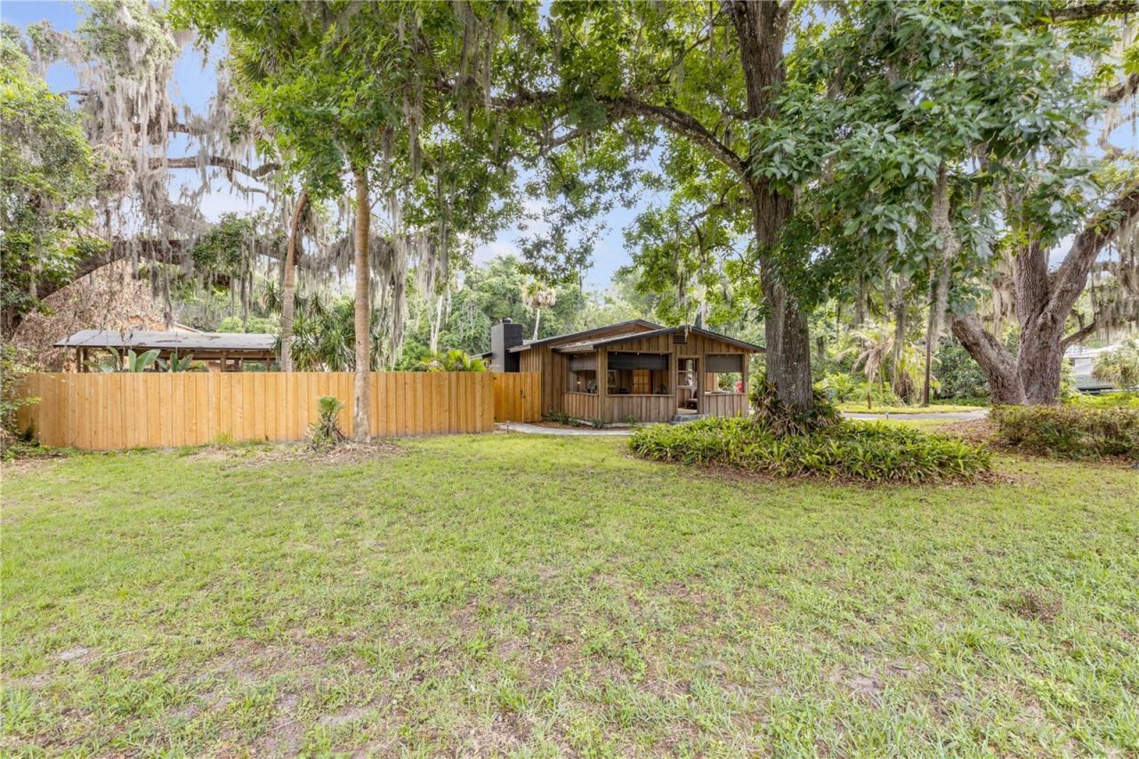 233 W Ariel Road, Edgewater, FL 32141 Photo