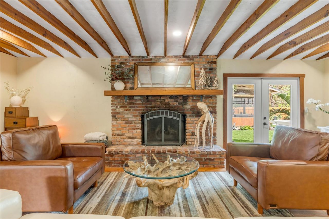 233 W Ariel Road, Edgewater, FL 32141 Photo