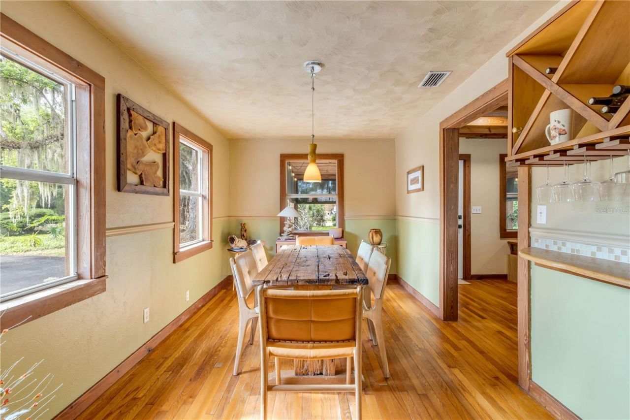 233 W Ariel Road, Edgewater, FL 32141 Photo