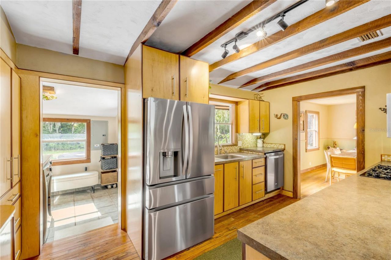 233 W Ariel Road, Edgewater, FL 32141 Photo