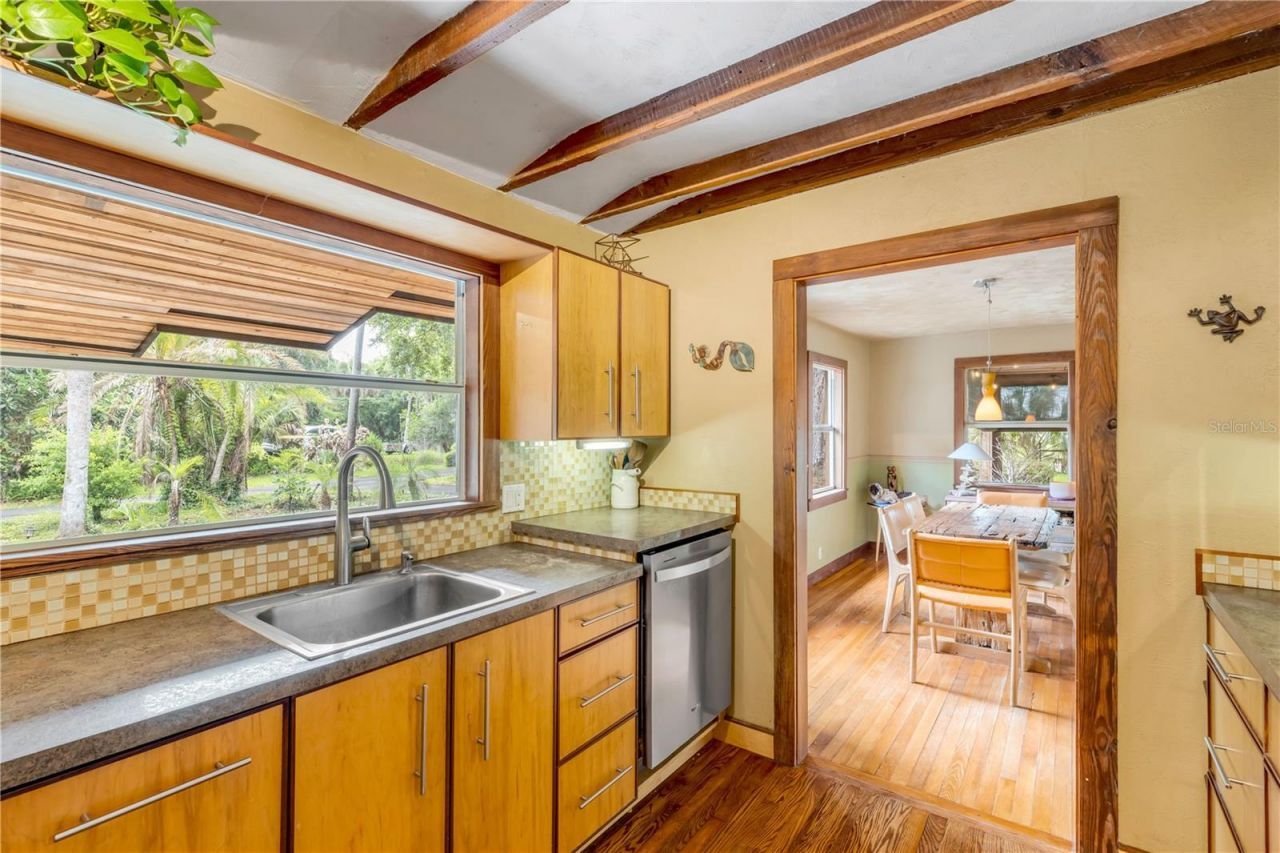 233 W Ariel Road, Edgewater, FL 32141 Photo