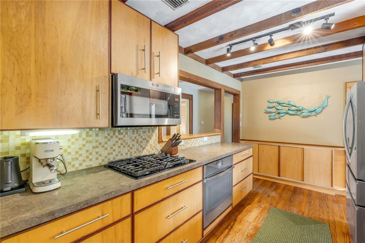233 W Ariel Road, Edgewater, FL 32141 Photo