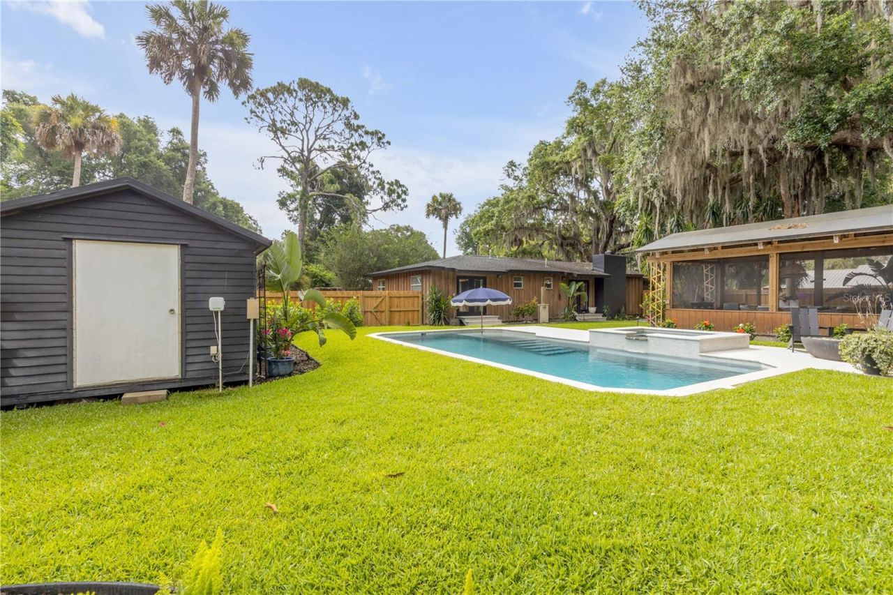 233 W Ariel Road, Edgewater, FL 32141 Photo
