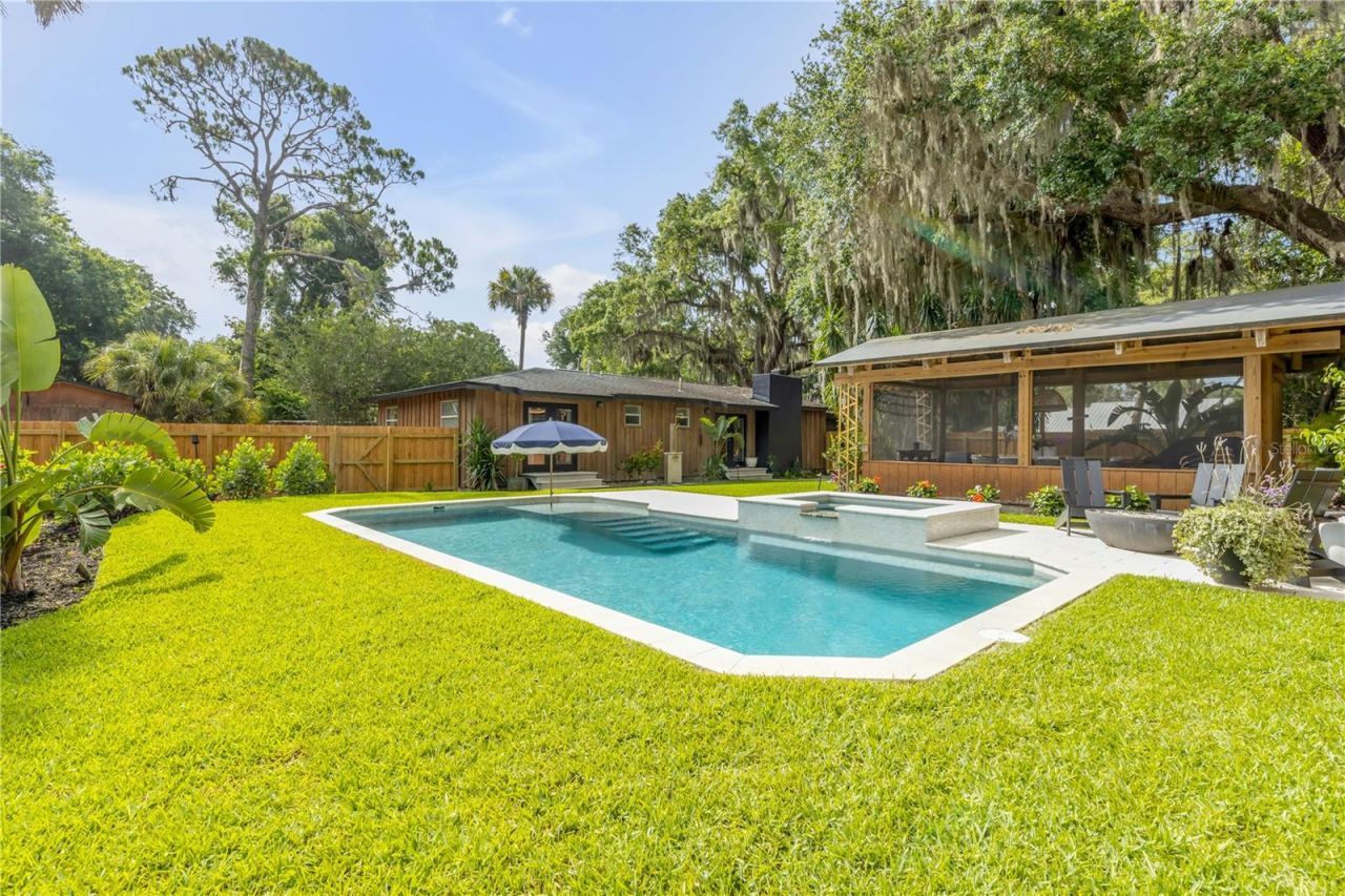233 W Ariel Road, Edgewater, FL 32141 Photo