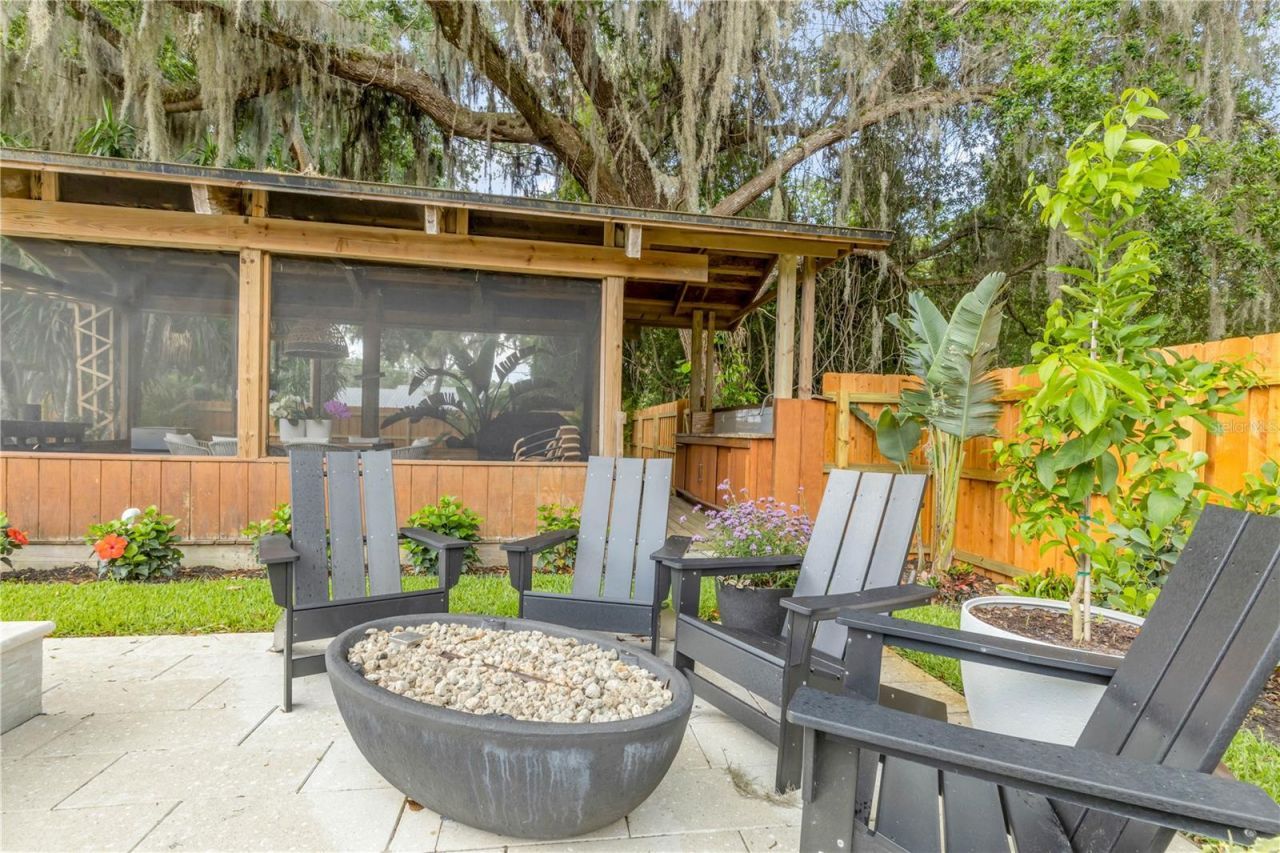 233 W Ariel Road, Edgewater, FL 32141 Photo
