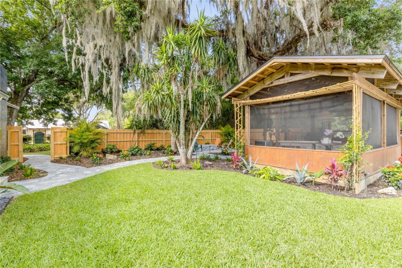 233 W Ariel Road, Edgewater, FL 32141 Photo