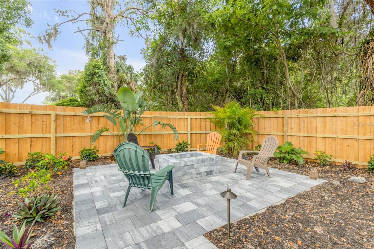 233 W Ariel Road, Edgewater, FL 32141 Photo