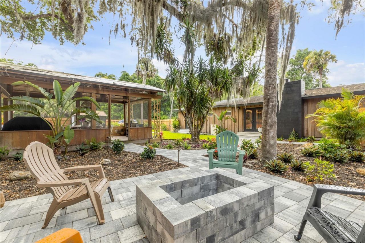 233 W Ariel Road, Edgewater, FL 32141 Photo