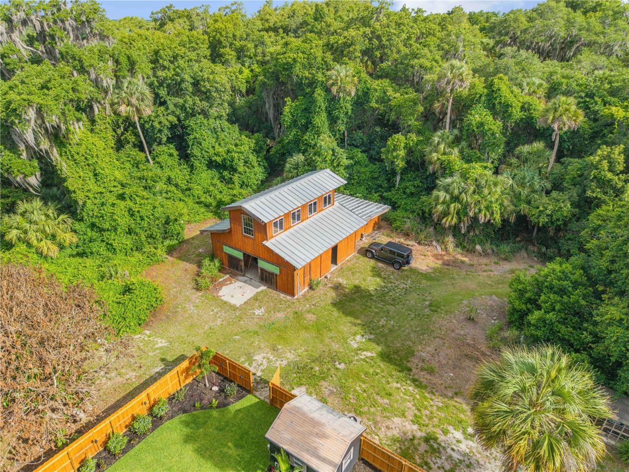 233 W Ariel Road, Edgewater, FL 32141 Photo