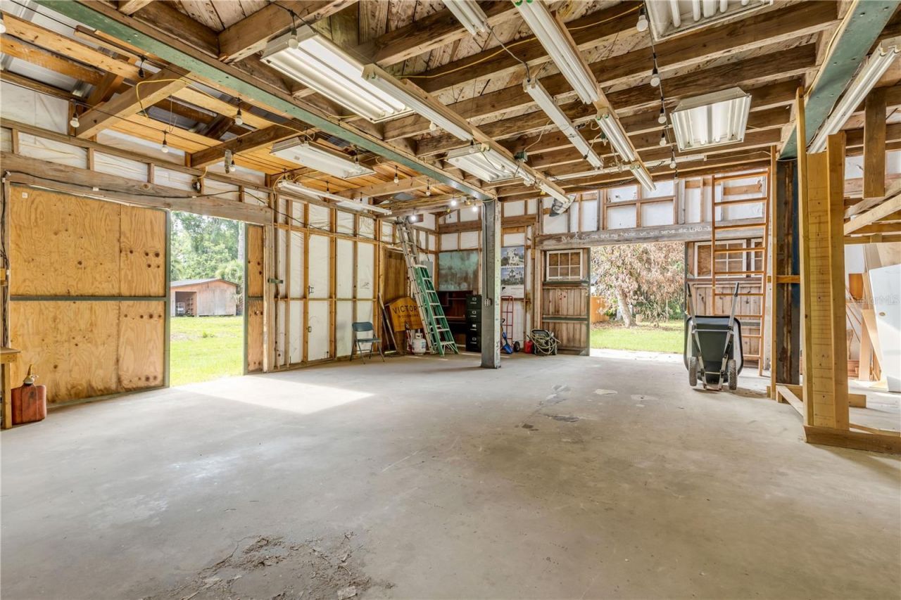 233 W Ariel Road, Edgewater, FL 32141 Photo